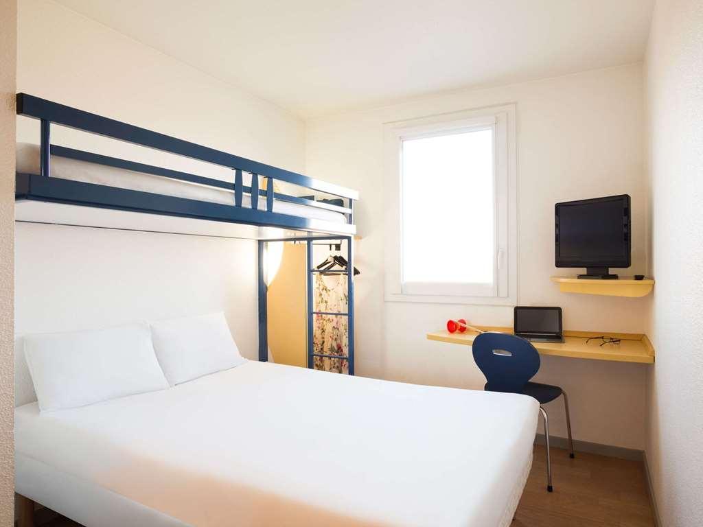Ibis Budget Orly Chevilly Tram 7 Ruang foto